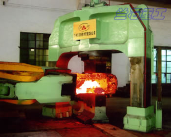 Solid frame，double coiumn,''pull down''type high speed forging hydraulic press