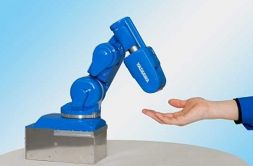 日本安川电机研发出36厘米工业机器人